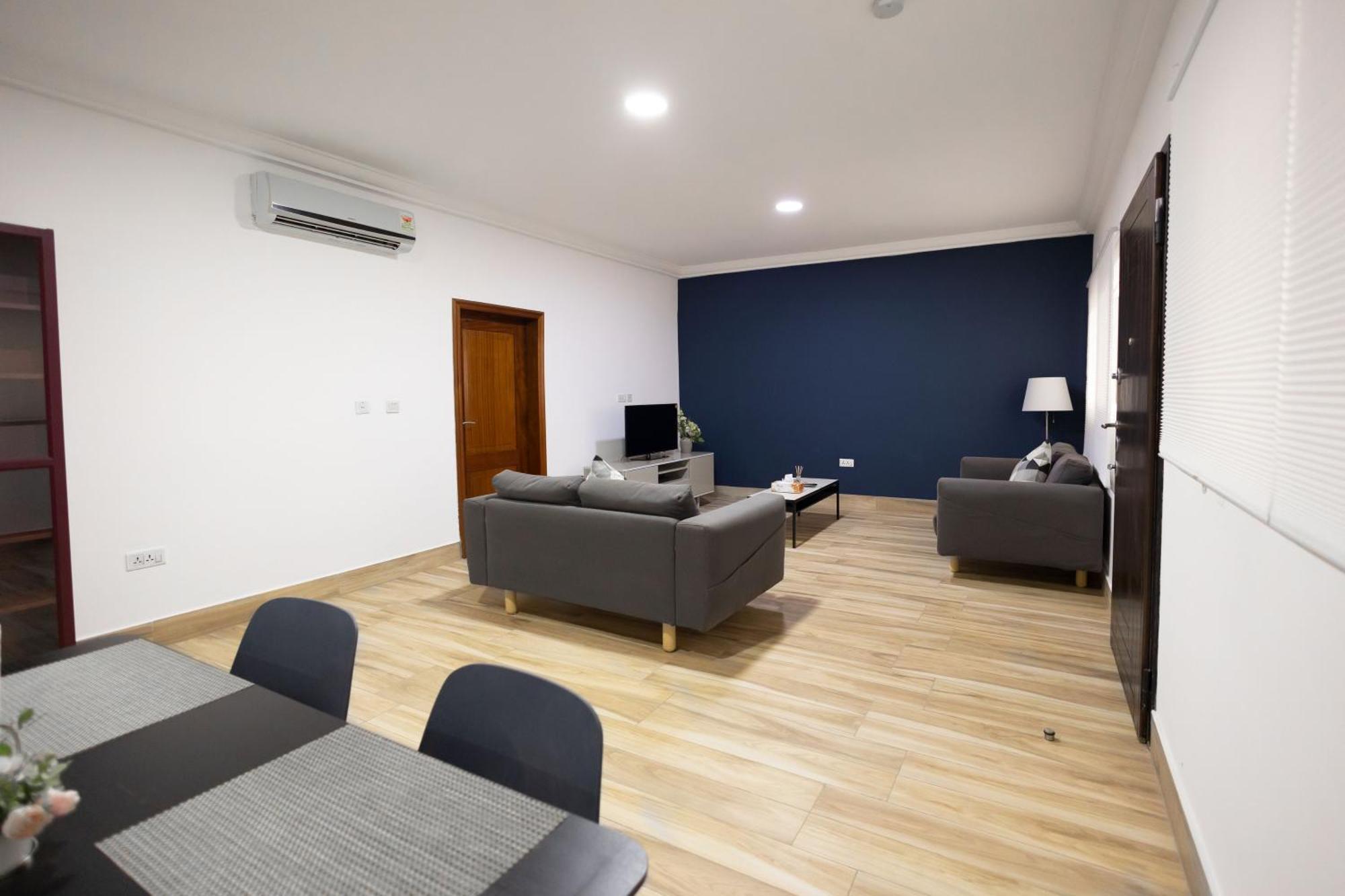 Bragha Apartments And Hotel セコンディ・タコラディ エクステリア 写真